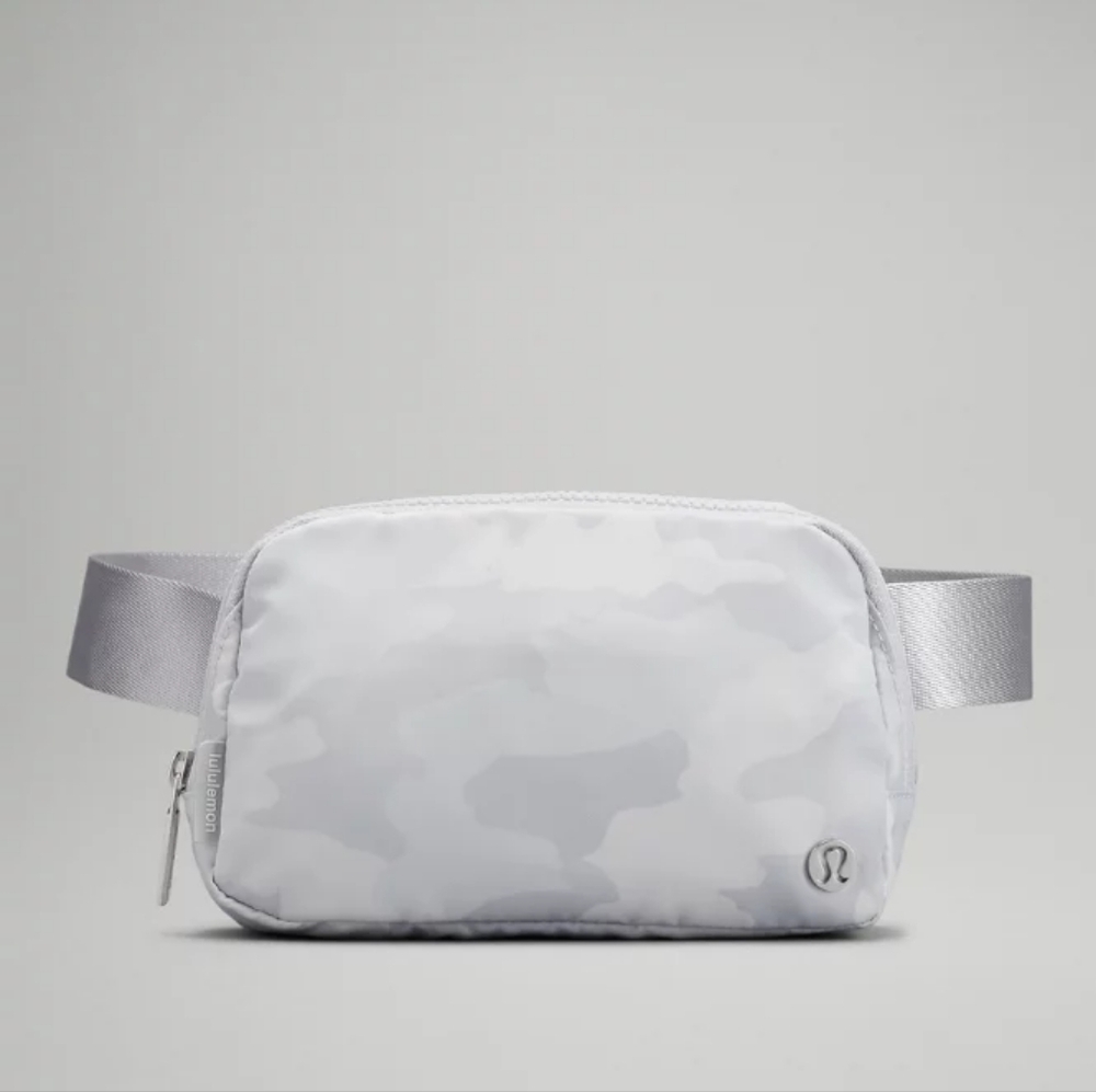 Lululemon Heritage 365 Camo Starlight Multi 1L Everywhere Belt Bag NWOT